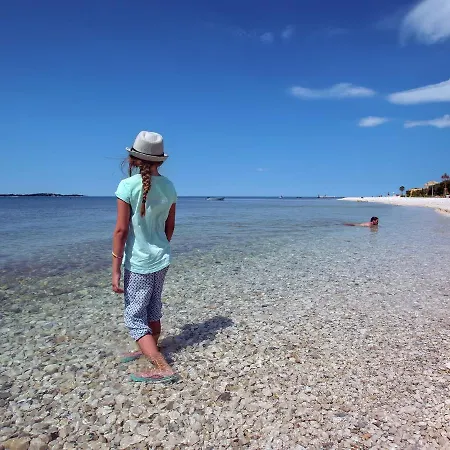 Vila In Near The Sea With Terrace