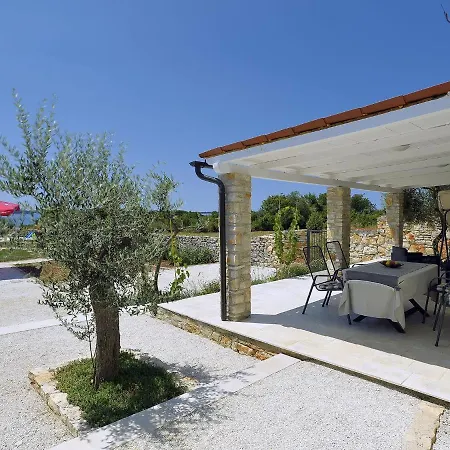 Villa In Near The Sea With Terrace *